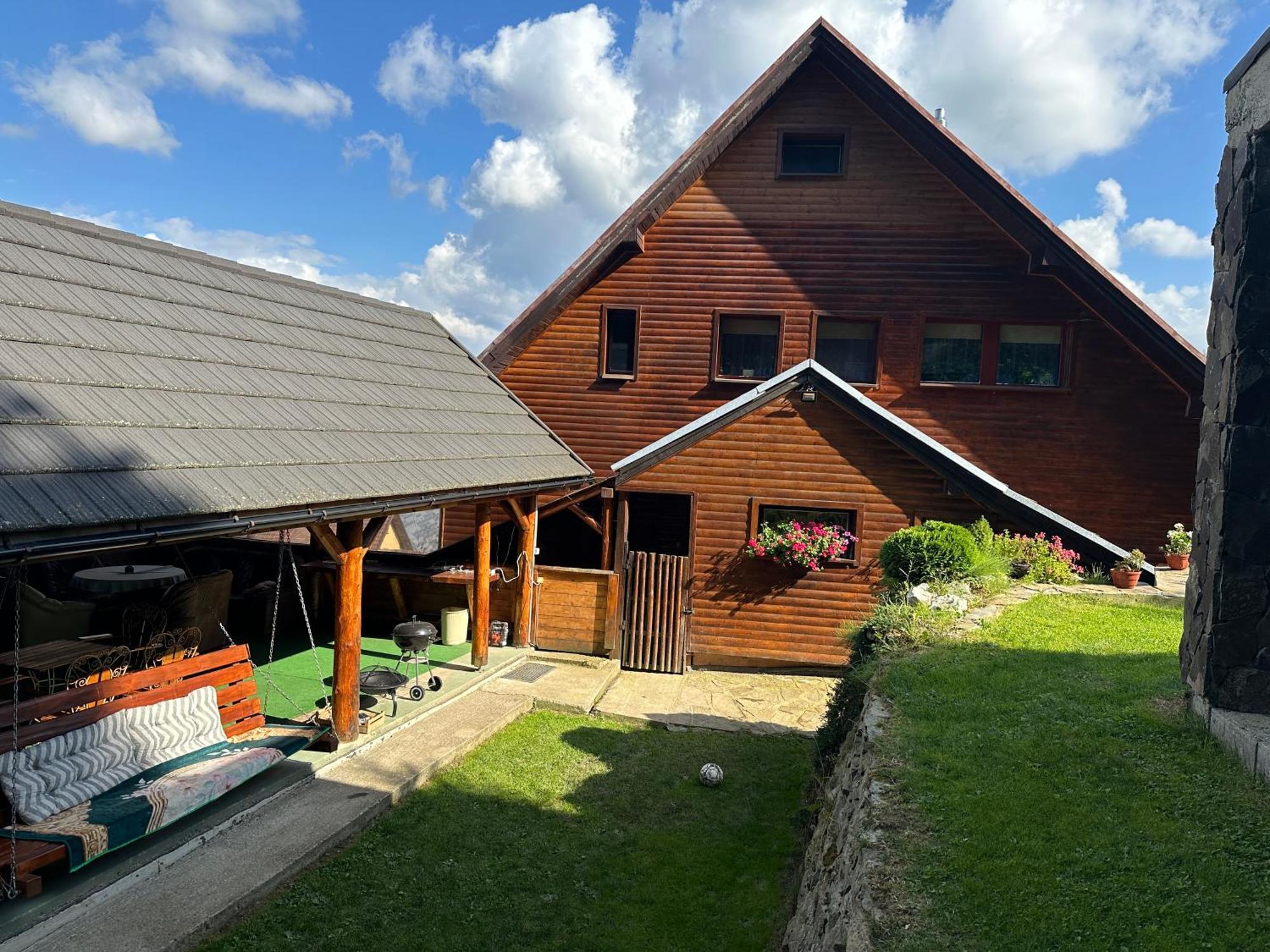 Ubytovanie Privat Antoni - Apartman V Rd Tvrdosin Exterior photo